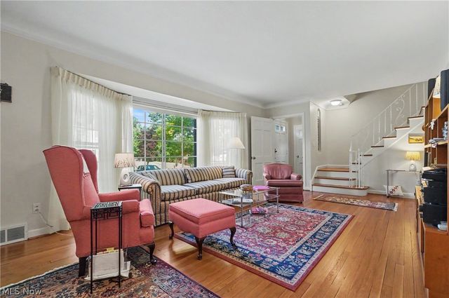 2171 S Belvoir Boulevard, University Heights, OH 44118