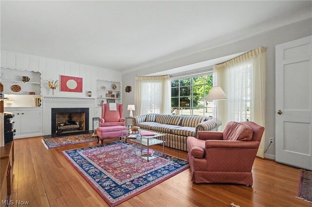2171 S Belvoir Boulevard, University Heights, OH 44118
