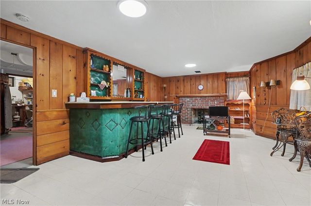 2171 S Belvoir Boulevard, University Heights, OH 44118