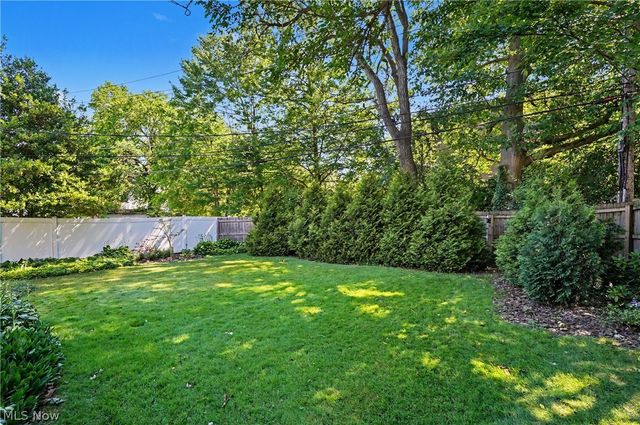 2171 S Belvoir Boulevard, University Heights, OH 44118
