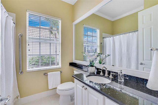 4796 Martinique WAY, Naples, FL 34119