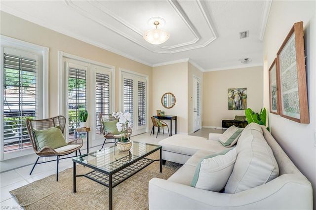 4796 Martinique WAY, Naples, FL 34119