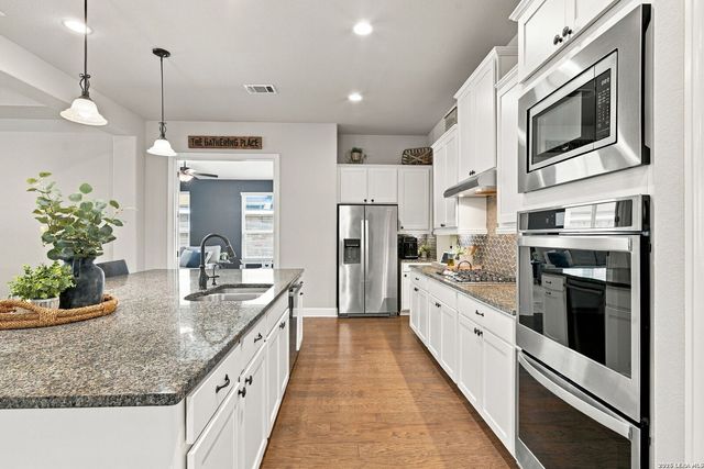 29031 Pfeiffers Gate, Boerne, TX 78015