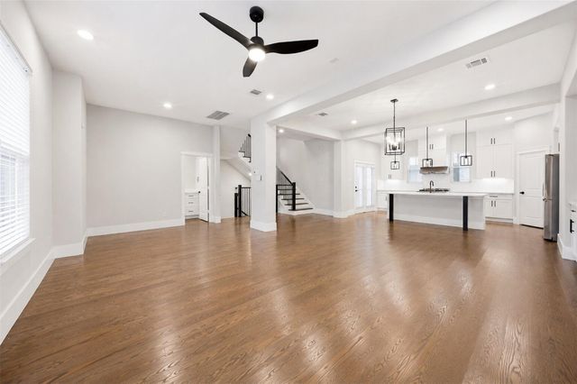 1421 W 23rd Street B, Houston, TX 77008