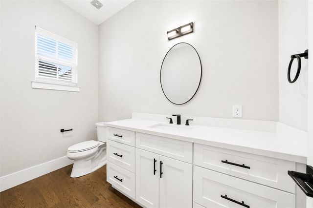 1421 W 23rd Street B, Houston, TX 77008