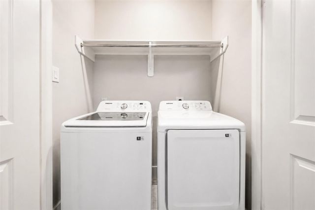 1421 W 23rd Street B, Houston, TX 77008