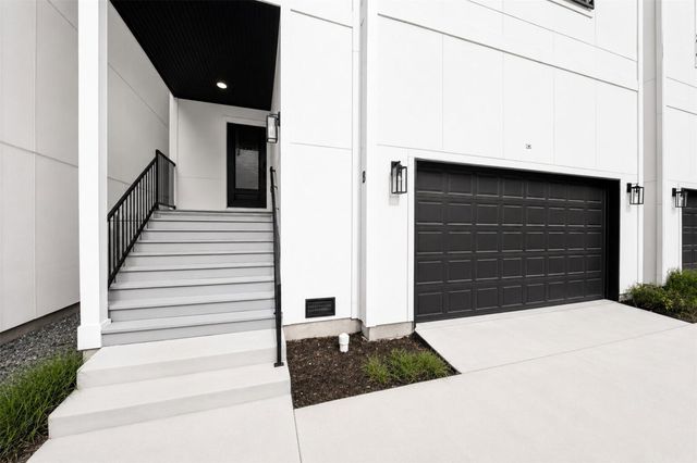 1421 W 23rd Street B, Houston, TX 77008