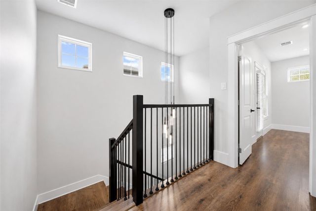 1421 W 23rd Street B, Houston, TX 77008