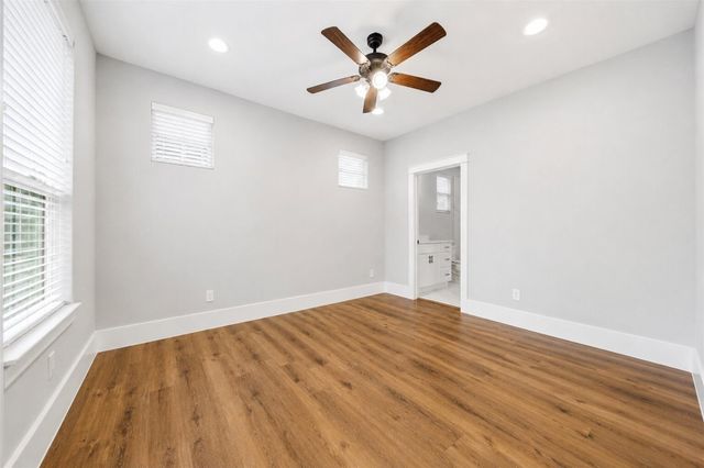 1421 W 23rd Street B, Houston, TX 77008