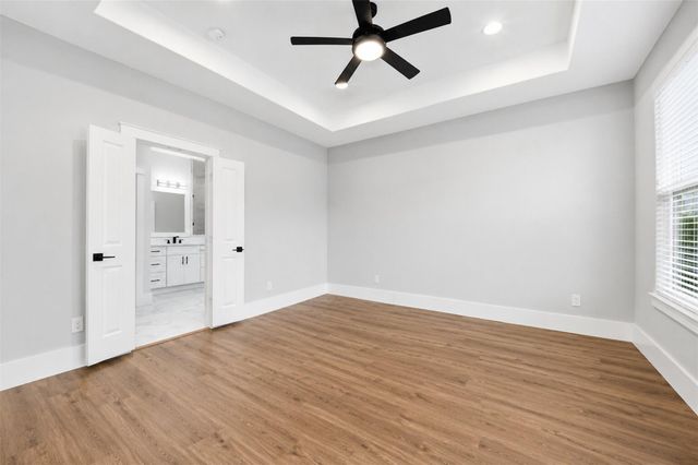1421 W 23rd Street B, Houston, TX 77008