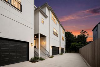 1421 W 23rd Street B, Houston, TX 77008