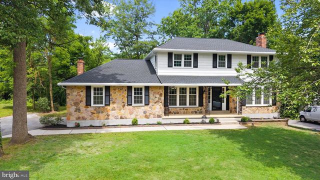 15 STONE CROP RD, Wilmington, DE 19810