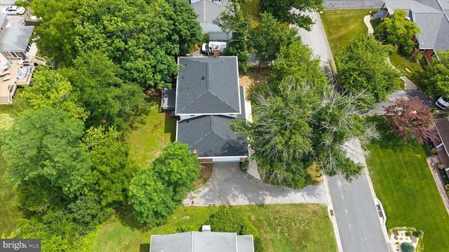 15 STONE CROP RD, Wilmington, DE 19810
