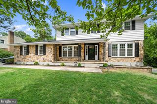 15 STONE CROP RD, Wilmington, DE 19810
