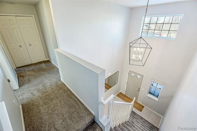 1012 Paddock Lane, South Lyon, MI 48178