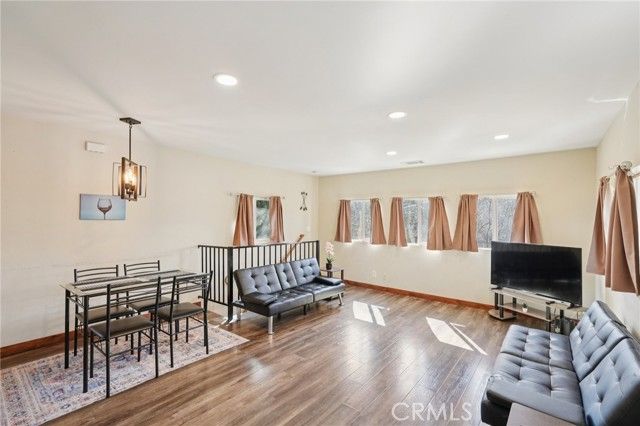 29251 Lake Brook Avenue, Cedar Glen, CA 92321