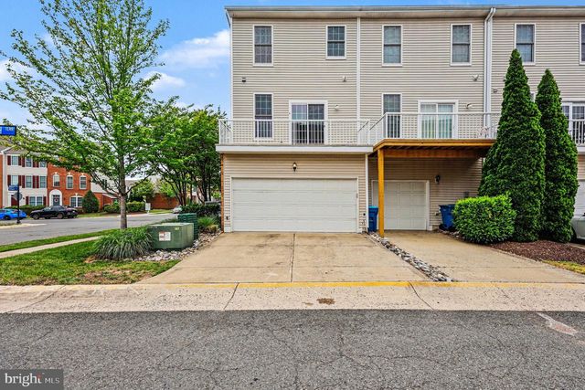 42822 SYKES TER, Chantilly, VA 20152
