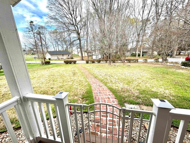 323 Workman Avenue, Woodruff, SC 29388