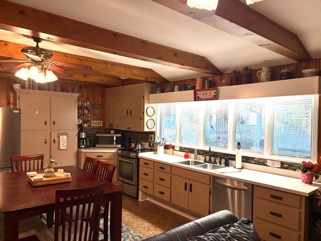 323 Workman Avenue, Woodruff, SC 29388