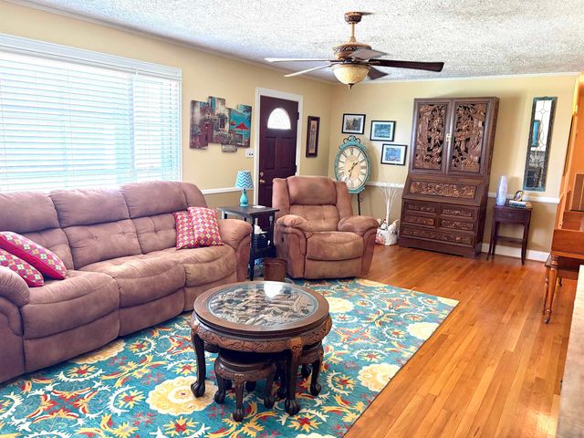 323 Workman Avenue, Woodruff, SC 29388