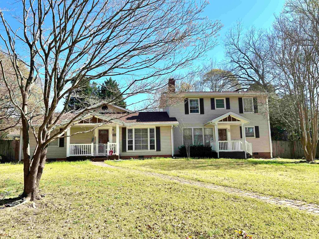323 Workman Avenue, Woodruff, SC 29388