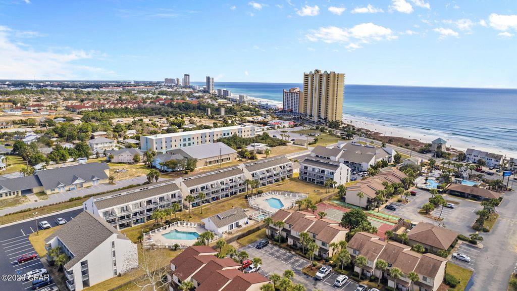 Image 20 of property listing at 17614 Front Beach Road 6C, Panama City Beach, FL 32413