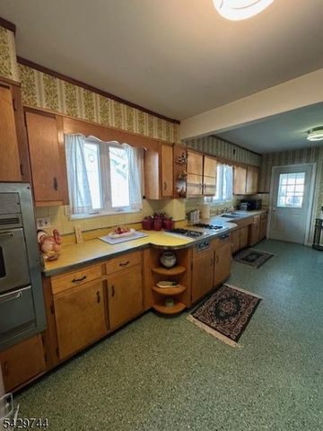 1075 Thomas St, Hillside Twp., NJ 07205