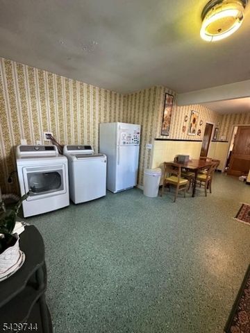 1075 Thomas St, Hillside Twp., NJ 07205