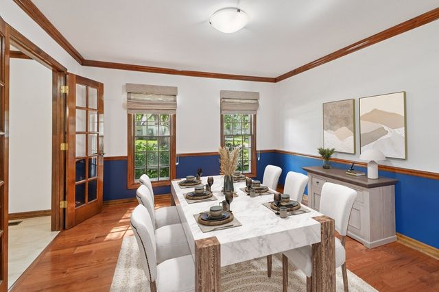 1525 London Court, Naperville, IL 60563