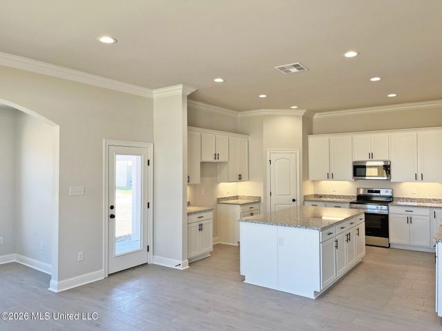 12110 Walker Road, Ocean Springs, MS 39564