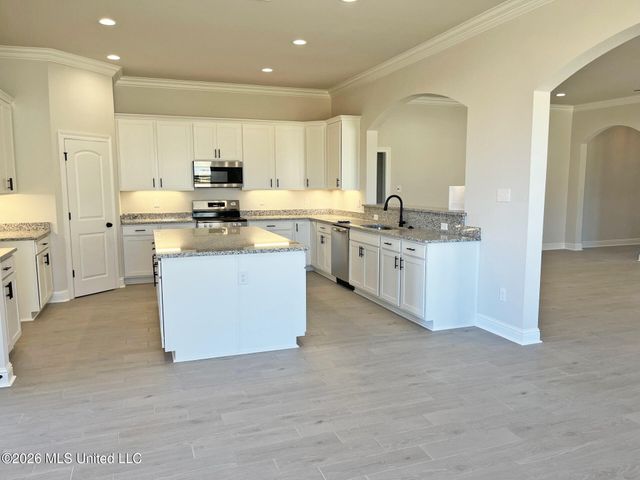 12110 Walker Road, Ocean Springs, MS 39564