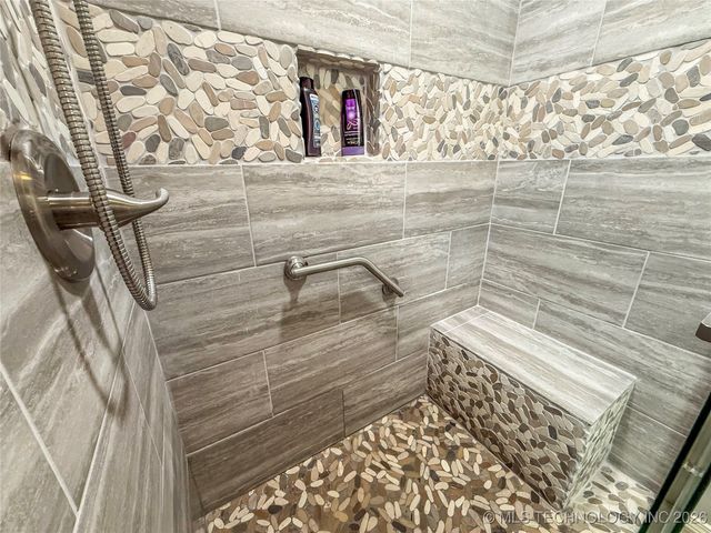 2011 NW 8th, Ardmore, OK 73401