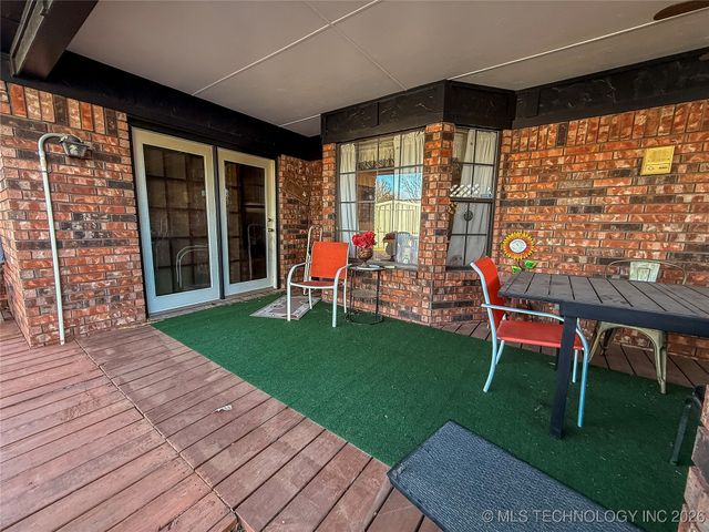 2011 NW 8th, Ardmore, OK 73401