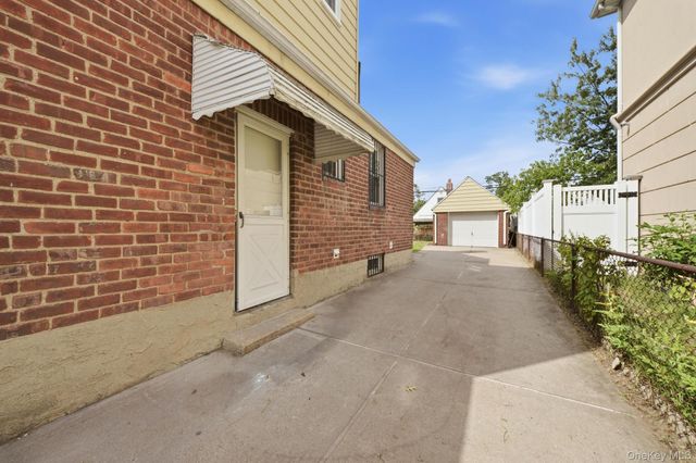 5332 187th Street, Fresh Meadows, NY 11365