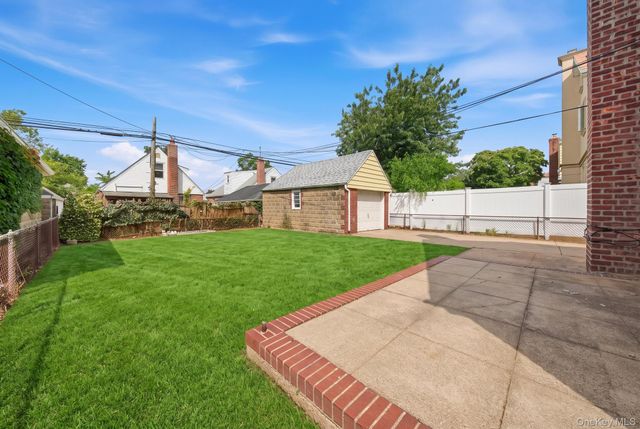 5332 187th Street, Fresh Meadows, NY 11365