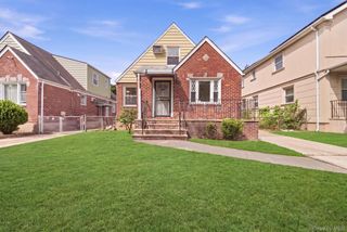 5332 187th Street, Fresh Meadows, NY 11365