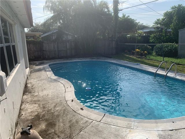6410 Coolidge Street, Hollywood, FL 33024