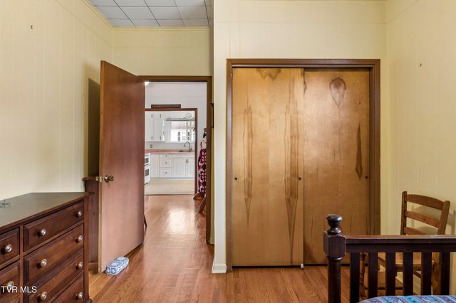 1016 Rock Creek Road, Erwin, TN 37650
