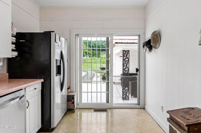 1016 Rock Creek Road, Erwin, TN 37650