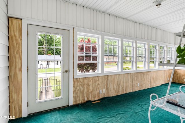 1016 Rock Creek Road, Erwin, TN 37650