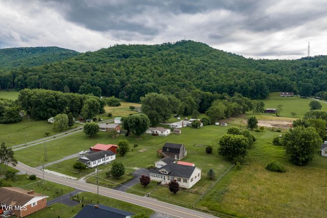 1016 Rock Creek Road, Erwin, TN 37650