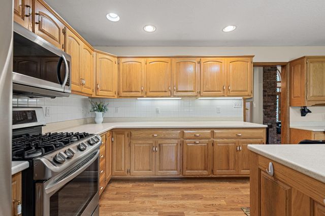 6520 S SABINE DR, Columbia, MO 65203