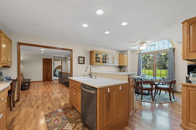 6520 S SABINE DR, Columbia, MO 65203