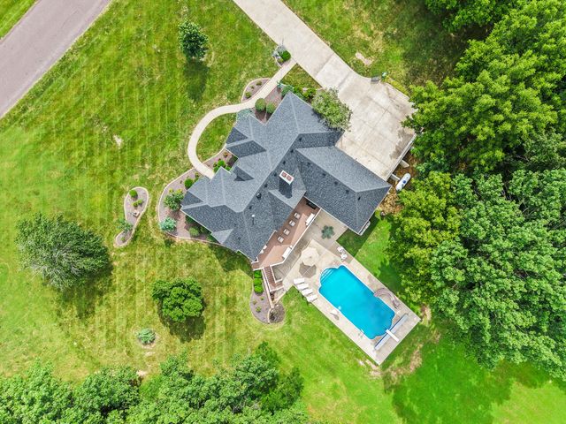 6520 S SABINE DR, Columbia, MO 65203