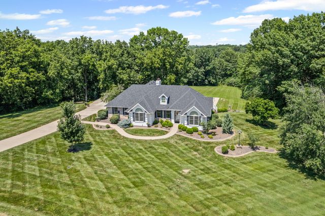 6520 S SABINE DR, Columbia, MO 65203