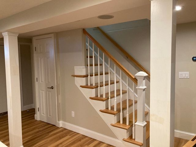 71 Fessenden St, Newton, MA 02460