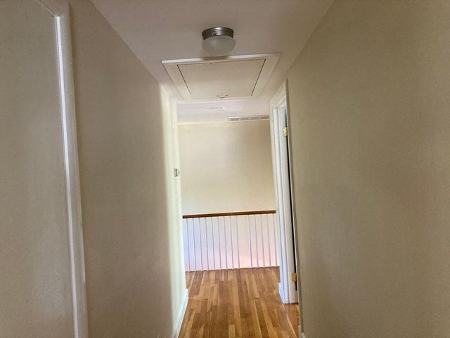71 Fessenden St, Newton, MA 02460