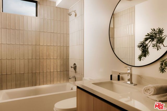 2919 Waverly 308, Los Angeles, CA 90039