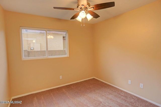 727 W Buffalo Grass Drive, Oro Valley, AZ 85755