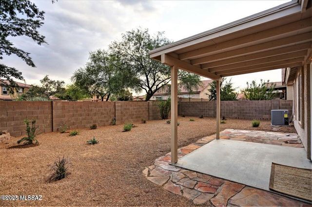 727 W Buffalo Grass Drive, Oro Valley, AZ 85755